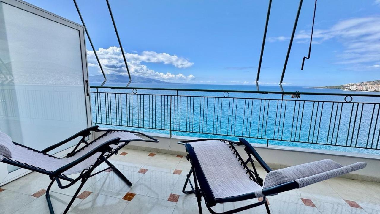 Saranda Miracle Sky Apartment Exteriör bild