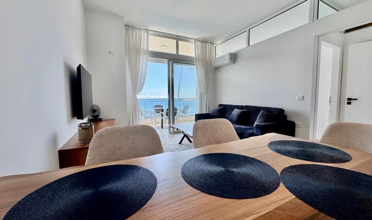 Saranda Miracle Sky Apartment Exteriör bild