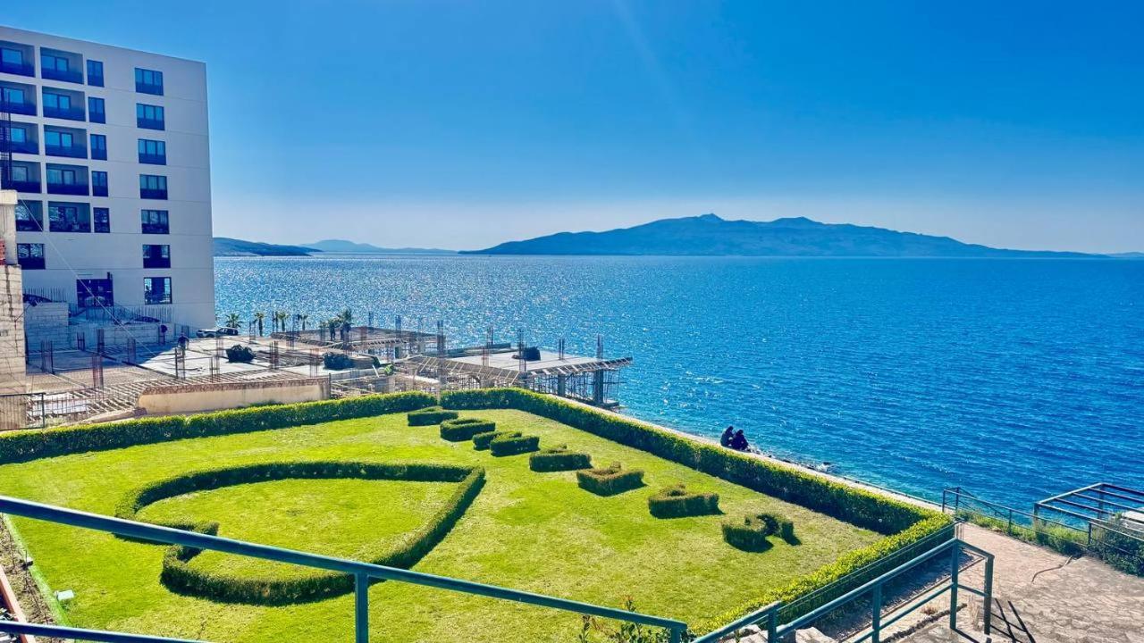 Saranda Miracle Sky Apartment Exteriör bild
